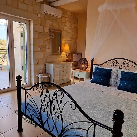 Villa Margarita's Retreat Kokkino Chorio